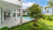 Privacy and greenery at top location