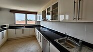 The well-equipped kitchen