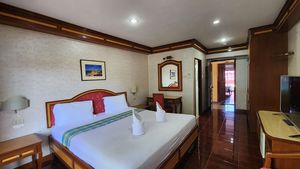 14 identical guest-rooms plus owners, plus staff room are there