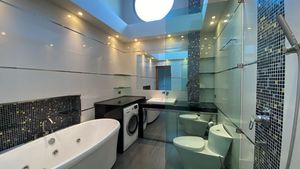 3 top-modern bathrooms are given