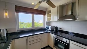 A closer look to the modern kitchen with dishwasher and much more