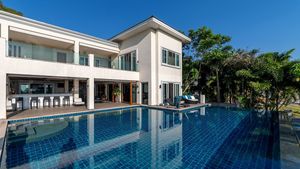 A glimpse across the 15 meter salt-chlorinated pool