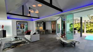 A glimpse across the living-space Kopie