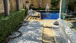 A well-kept walkway