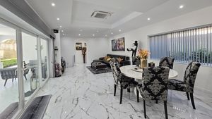 Across the dining- and living-area