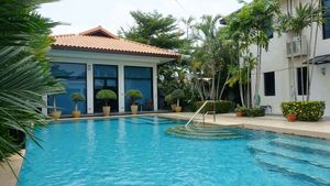 Across the pool to the guest-house