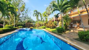 Across this nice pool