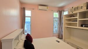 All 3 bedrooms are air conditioned All 3 bedrooms are air conditioned