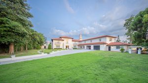 An estate on over 4.000 square meters