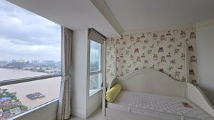 An intimate bedroom