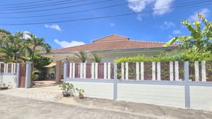 Approaching the property Approaching the property