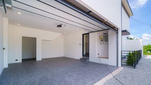 Carport for 2 cars with remote garage door