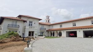 Driveway to an impressive estate