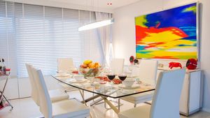 Fancy dining for six