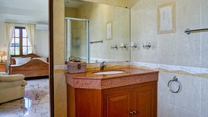 Four of the bathrooms are en-suite