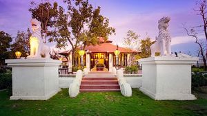 From the resort to the reception-area