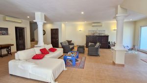 Huge spaces to unwind