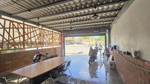 Inside this spacious porch