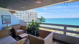 Lounge space on the terrace