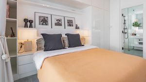 Next to every bedroom is it`s en-suite bathroom