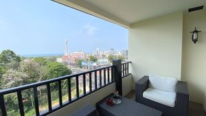 Nice lounge seating on the balcony