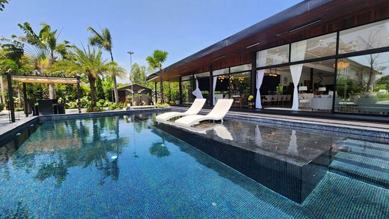 Pool and Sala at the main villa