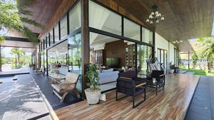 Shaded outdoor space at the main villa