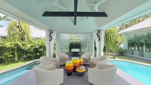 Sit down, enjoy and unwind Sit down, enjoy and unwind