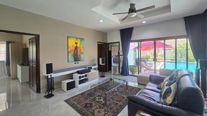 Sofa space with a view - Movies or outdoors