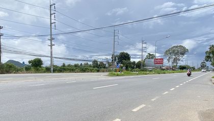 Sukhumvit interstate - just 150 meters away