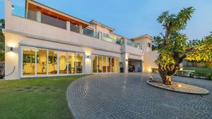The fitness and spa-area