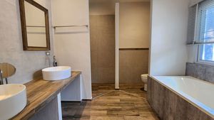 The generous master-bathroom
