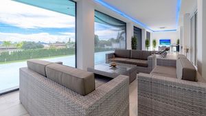 The outdoor lounge