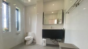 The upstairs bathroom
