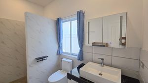 There are 4 bathrooms