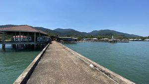 This nice pier is just a stone-throw away This nice pier is just a stone-throw away