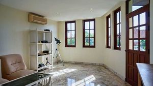This room would make a great office