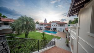 Walking down like an emperor