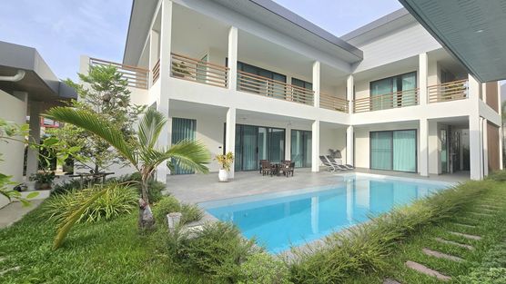 What a gorgeous home