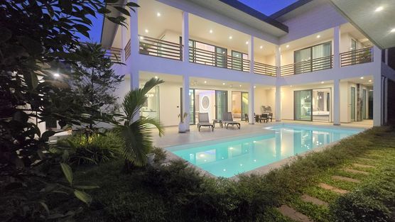 What a gorgeous home