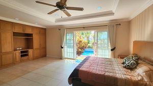 Yet another suite-style bedroom