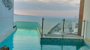 Your own pool above the sky