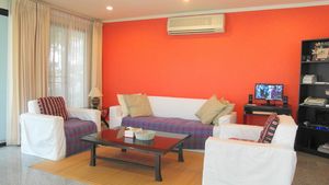 Another perspective of the lounge of this 3-bedroom home at Jomtien Yacht Club