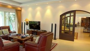 Separate entertainment room