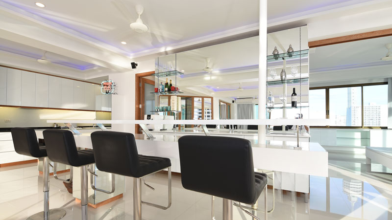 Brand New 3 Bedroom Designer Penthouse On Pratumnak Hill