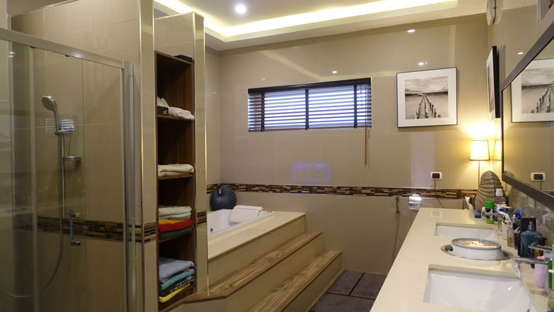 Majestic Residence Lavish 5 Bedroom Pool Villa At Central